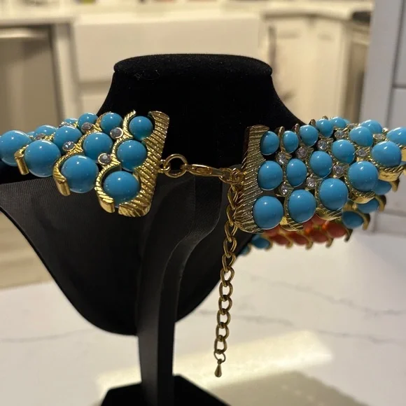 Elegant Blue and Orange Beaded Necklace Costume - Picture 3 of 4